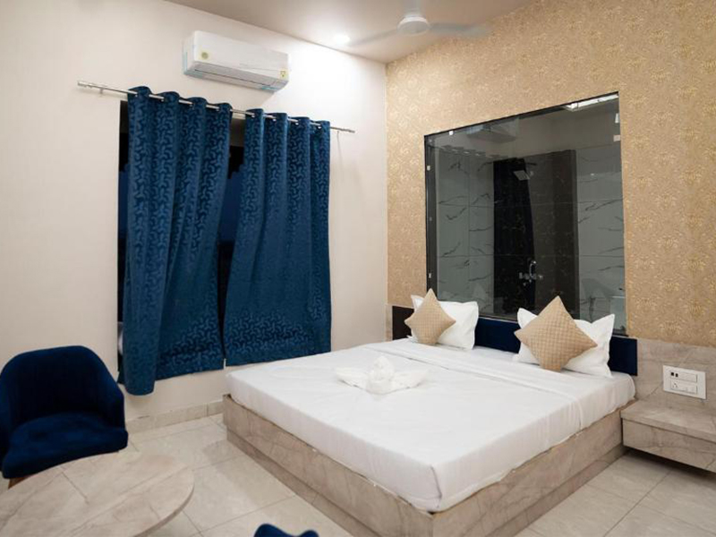 Super Deluxe Room